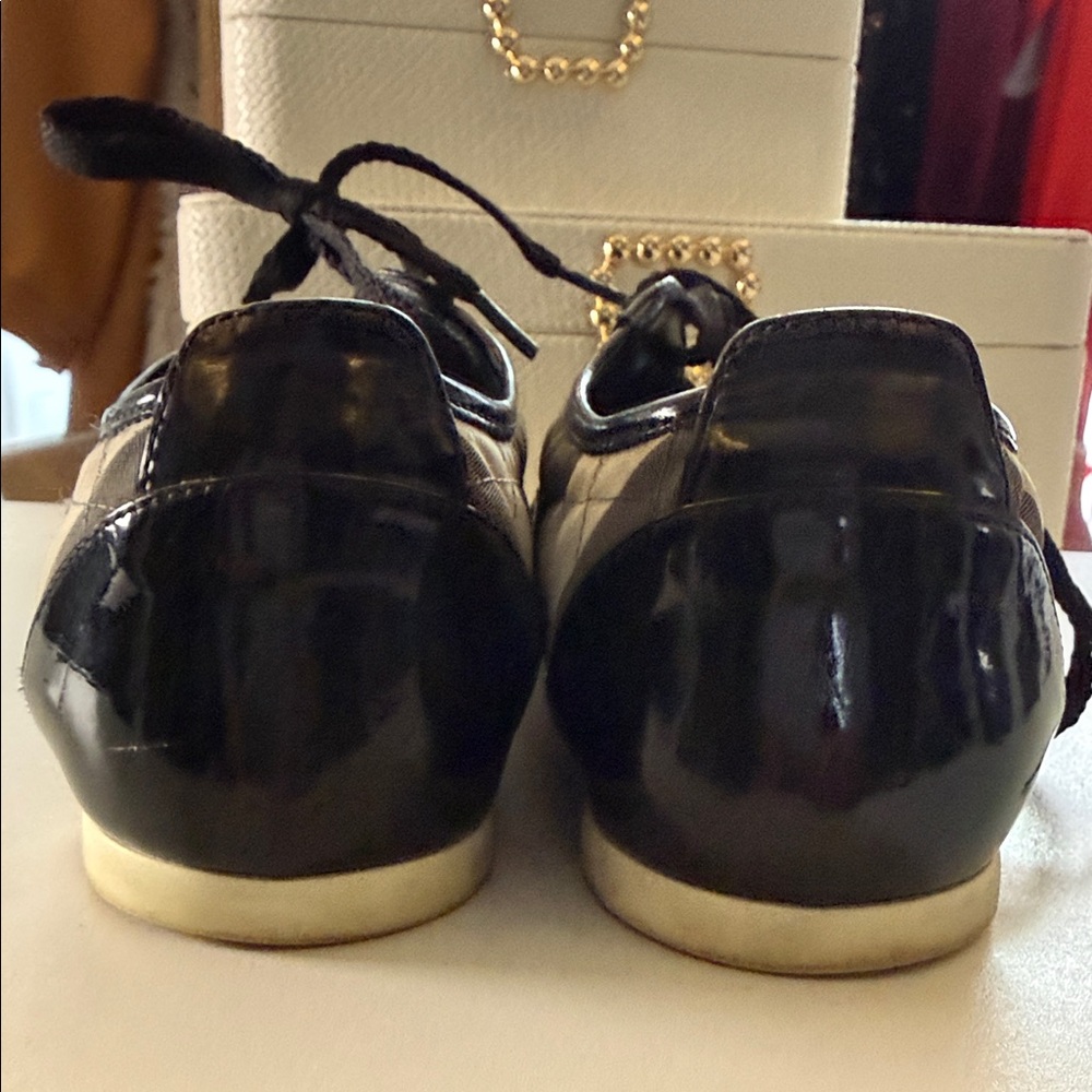 Burberry Black and White Sneakers - Picture 9 of 9